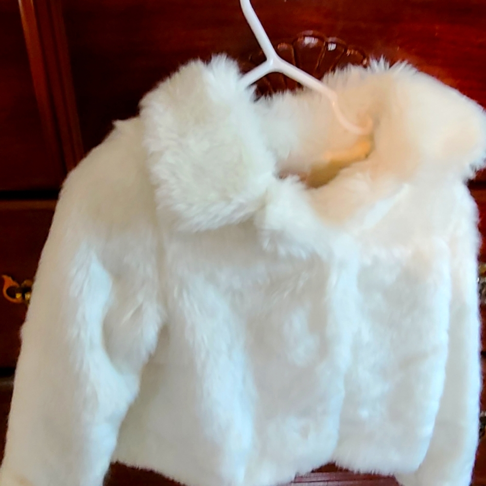 Toddler Girls white faux fur jacket